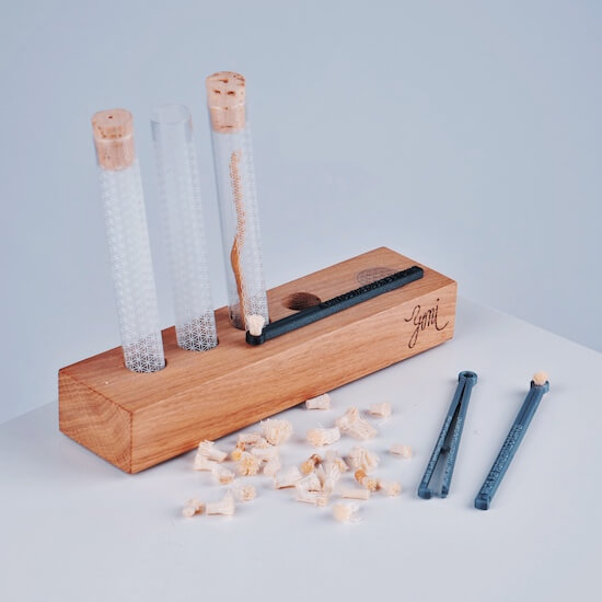 Rawtoothbrush with wooden stand and glass case